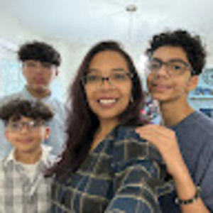 Meet your Posher, Angelique